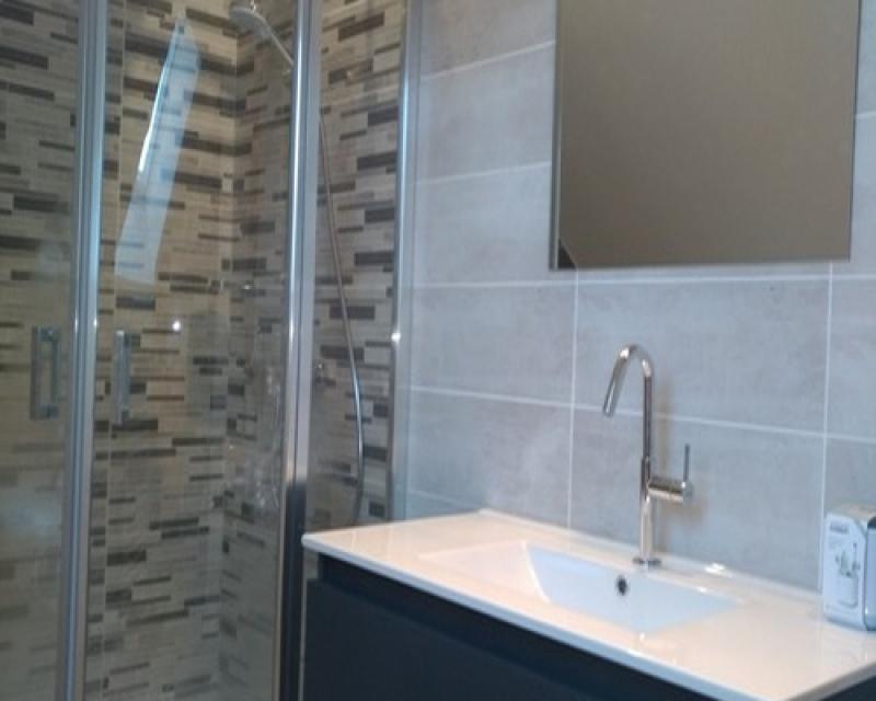 Après Salle de bain sous rampant 
