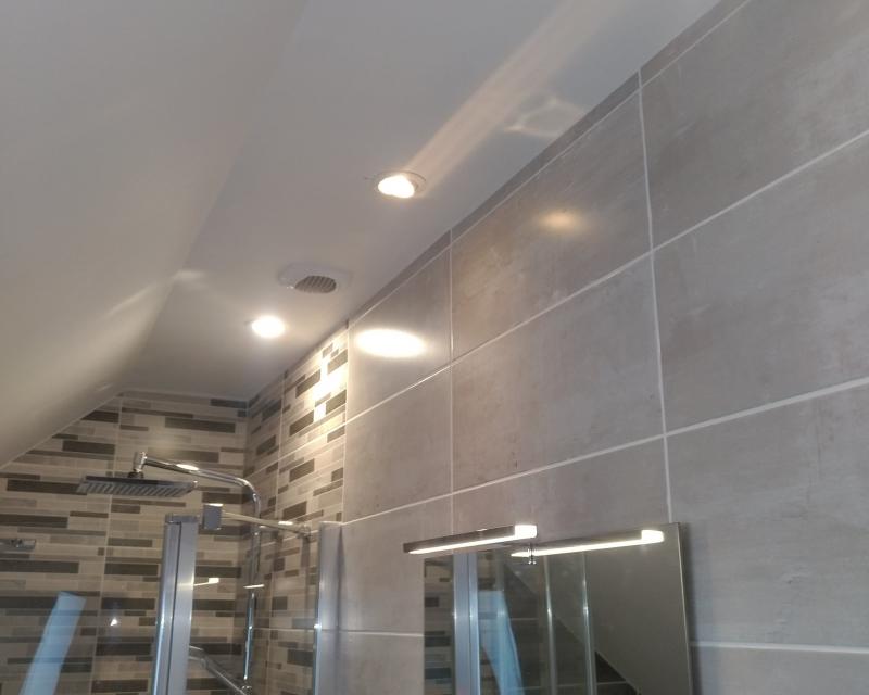 spots Salle de bain sous rampant 